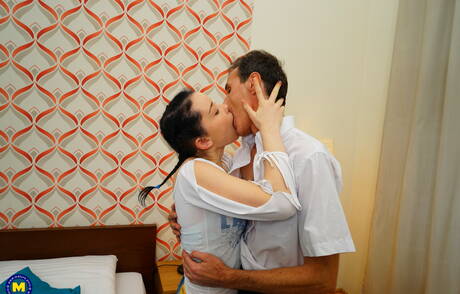 Mature NL offers a free photo gallery with juicy miss in xxx fuck