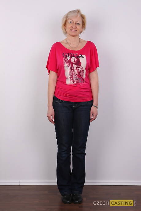 Czech Casting  offers a free picture gallery with Jaroslava showing amazing body